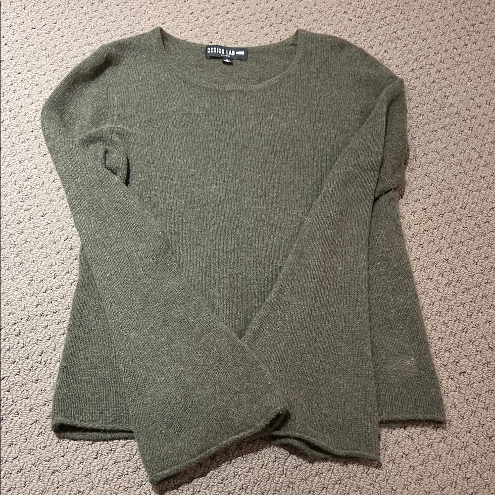 Lord & Taylor Design Lab 100% cashmere green sweater